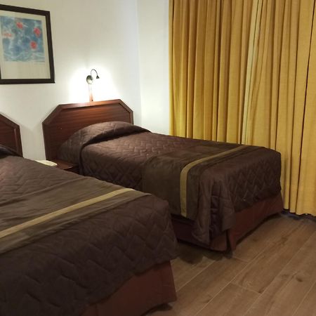 Hotel Alcala Del Rio Santiago Luaran gambar