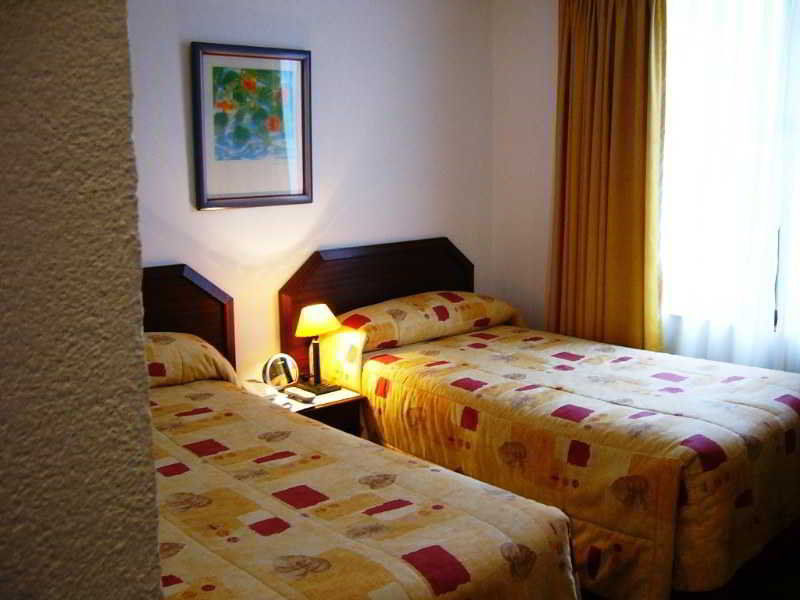 Hotel Alcala Del Rio Santiago Luaran gambar