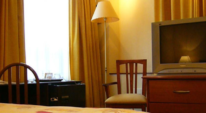 Hotel Alcala Del Rio Santiago Luaran gambar